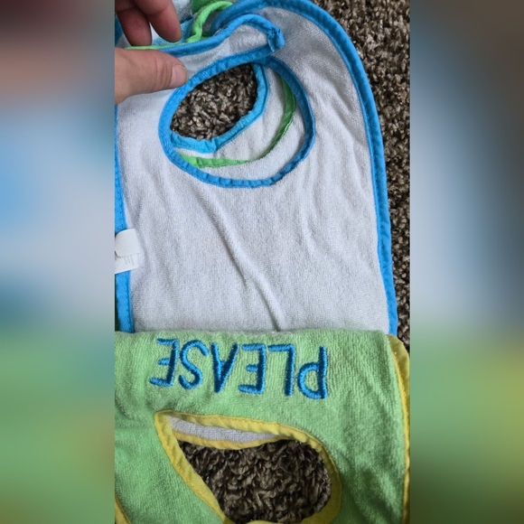 *3/$15 Baby Bibs Grandma set of 4 multi colored - Picture 6 of 7